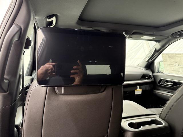 new 2025 Chevrolet Suburban car, priced at $84,900