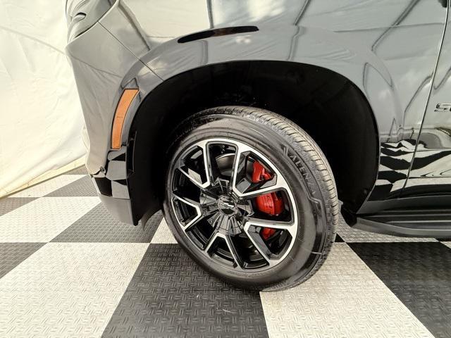 new 2025 Chevrolet Suburban car, priced at $84,900