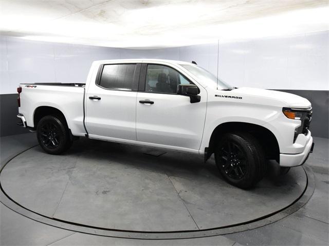 new 2024 Chevrolet Silverado 1500 car, priced at $41,990