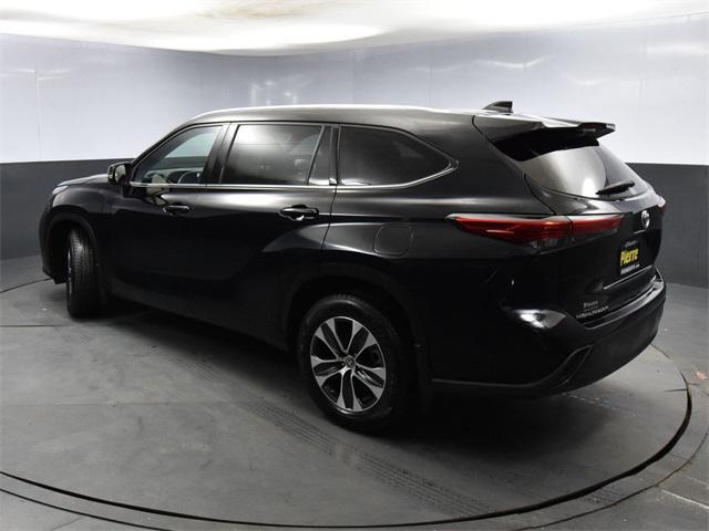 used 2021 Toyota Highlander car, priced at $28,990