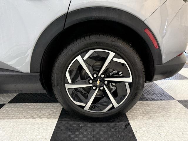 new 2026 Chevrolet Equinox EV car, priced at $29,600