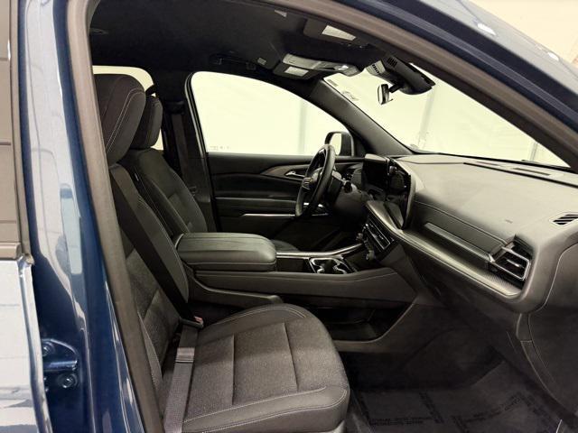 used 2025 Chevrolet Traverse car, priced at $37,340