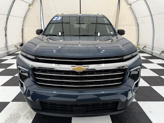 used 2025 Chevrolet Traverse car, priced at $37,340