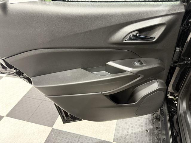 new 2026 Chevrolet Trax car, priced at $26,195