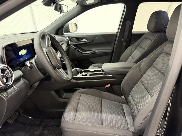 new 2026 Chevrolet Equinox car, priced at $28,390