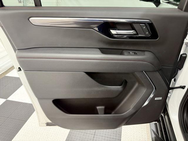 new 2025 Chevrolet Suburban car, priced at $85,490