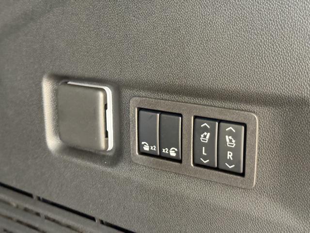 new 2025 Chevrolet Suburban car, priced at $85,490