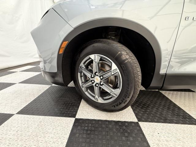 used 2025 Chevrolet Blazer car, priced at $29,900