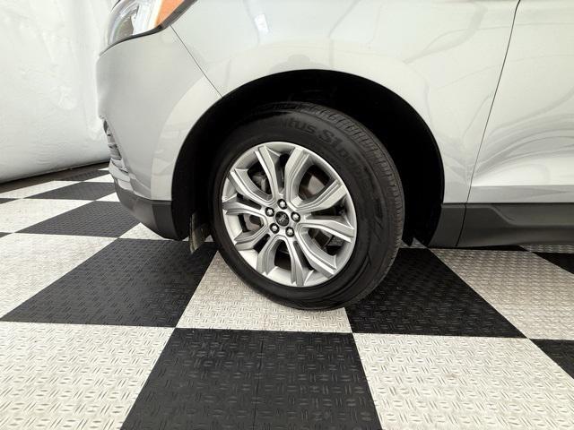 used 2024 Ford Edge car, priced at $24,200