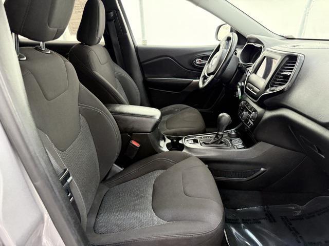 used 2019 Jeep Cherokee car, priced at $13,490