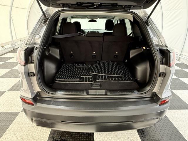 used 2019 Jeep Cherokee car, priced at $13,490