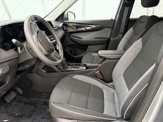 new 2026 Chevrolet TrailBlazer car, priced at $25,900