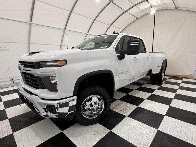 new 2025 Chevrolet Silverado 3500 car, priced at $72,160