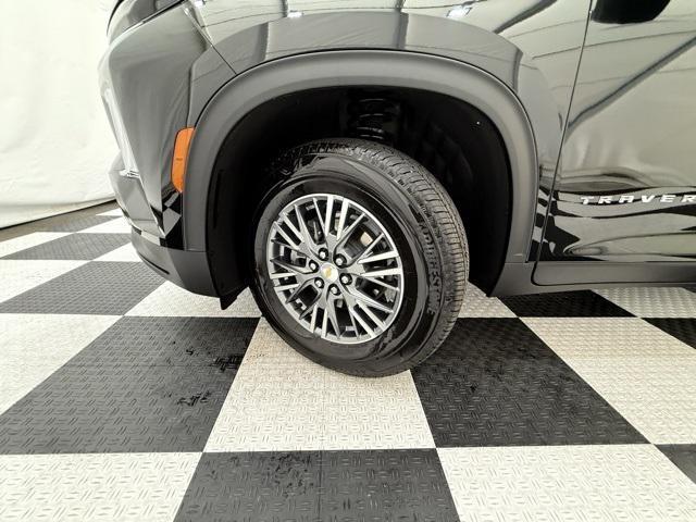 new 2026 Chevrolet Traverse car, priced at $38,490