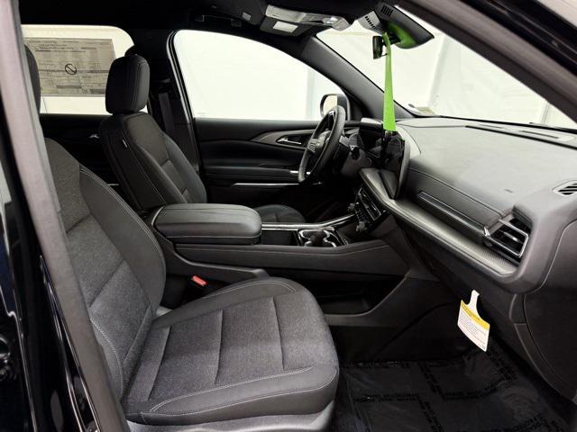 new 2026 Chevrolet Traverse car, priced at $38,490