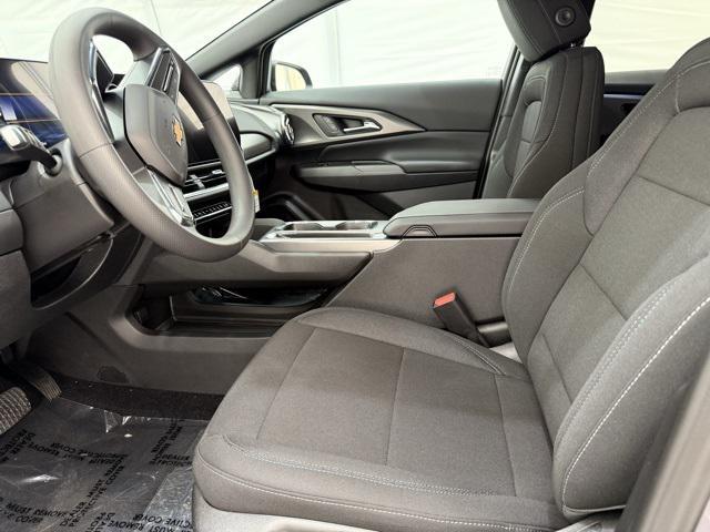 new 2026 Chevrolet Equinox EV car, priced at $28,400