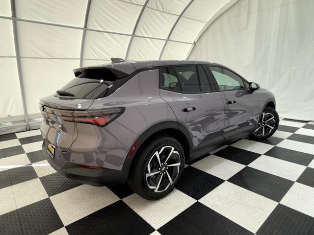 new 2026 Chevrolet Equinox EV car, priced at $28,400