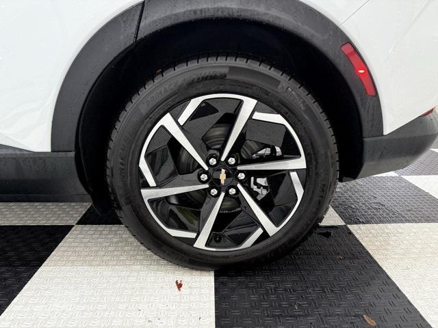 new 2026 Chevrolet Equinox EV car, priced at $33,990