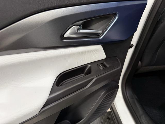 new 2026 Chevrolet Equinox EV car, priced at $33,990