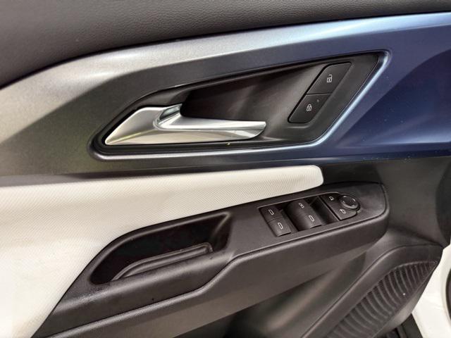 new 2026 Chevrolet Equinox EV car, priced at $33,990