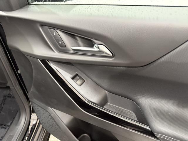 new 2026 Chevrolet Equinox car, priced at $28,490