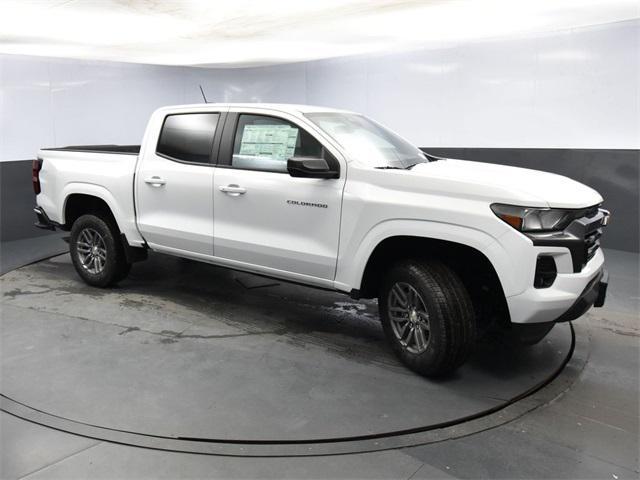 new 2024 Chevrolet Colorado car, priced at $31,990