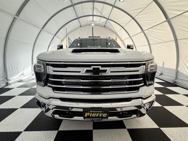 new 2025 Chevrolet Silverado 3500 car, priced at $83,470