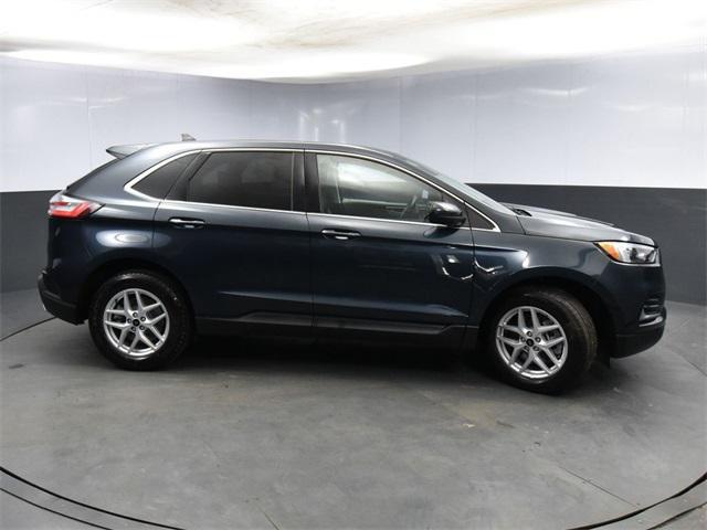 used 2024 Ford Edge car, priced at $30,990