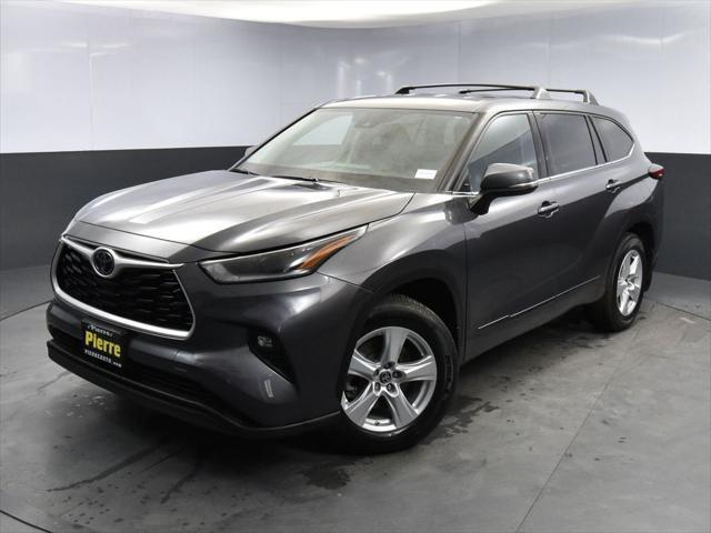 used 2021 Toyota Highlander car, priced at $27,990