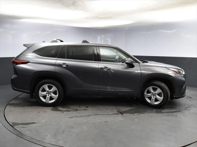 used 2021 Toyota Highlander car, priced at $27,990