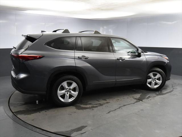 used 2021 Toyota Highlander car, priced at $27,990