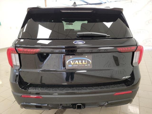 new 2025 Ford Explorer car, priced at $47,654