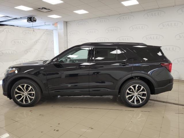 new 2025 Ford Explorer car, priced at $47,654