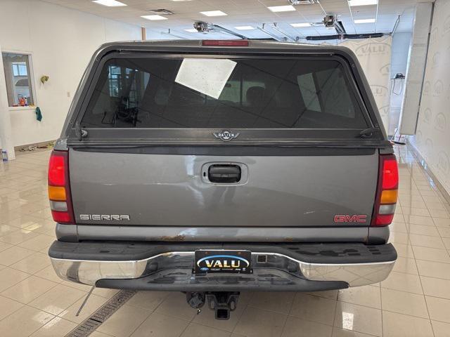 used 2000 GMC Sierra 1500 car, priced at $3,357