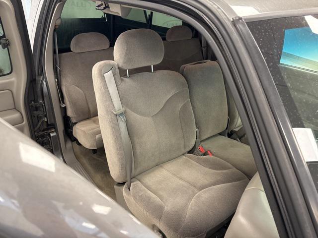 used 2000 GMC Sierra 1500 car, priced at $3,357