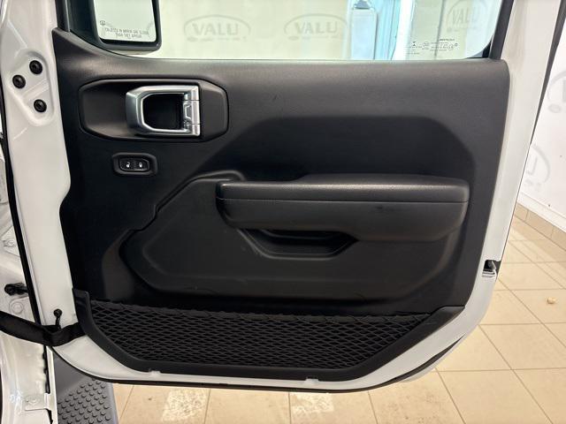 used 2021 Jeep Wrangler Unlimited car, priced at $27,652