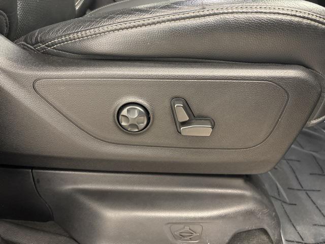 used 2021 Ram 1500 car, priced at $35,665