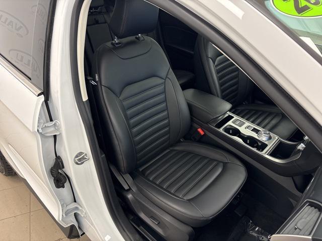 used 2024 Ford Edge car, priced at $28,978
