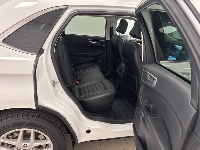 used 2024 Ford Edge car, priced at $28,978