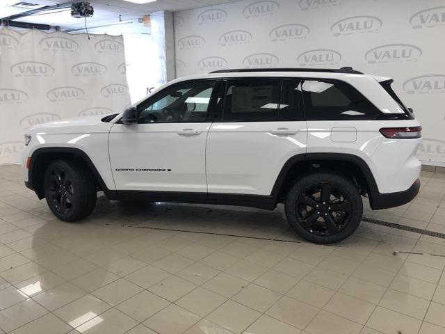 new 2025 Jeep Grand Cherokee car, priced at $50,306