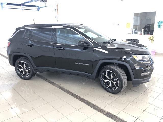 new 2025 Jeep Compass car, priced at $32,625