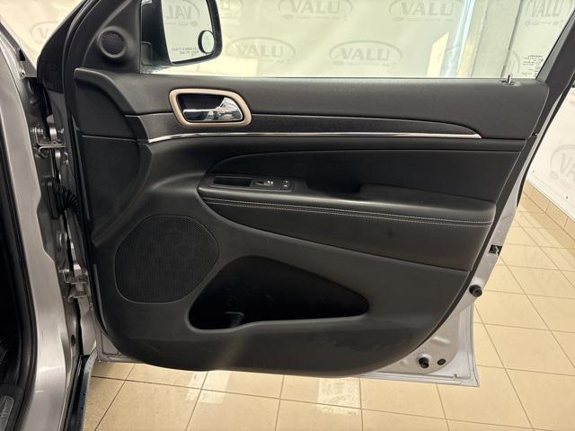 used 2015 Jeep Grand Cherokee car, priced at $10,757