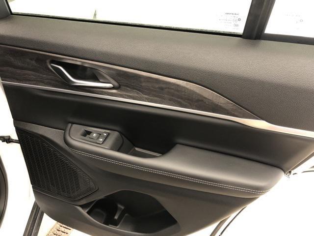 new 2025 Jeep Grand Cherokee car, priced at $46,356