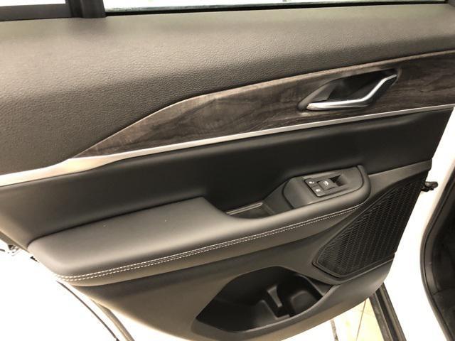 new 2025 Jeep Grand Cherokee car, priced at $46,356