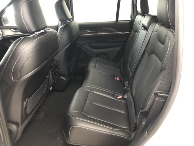 new 2025 Jeep Grand Cherokee car, priced at $46,356