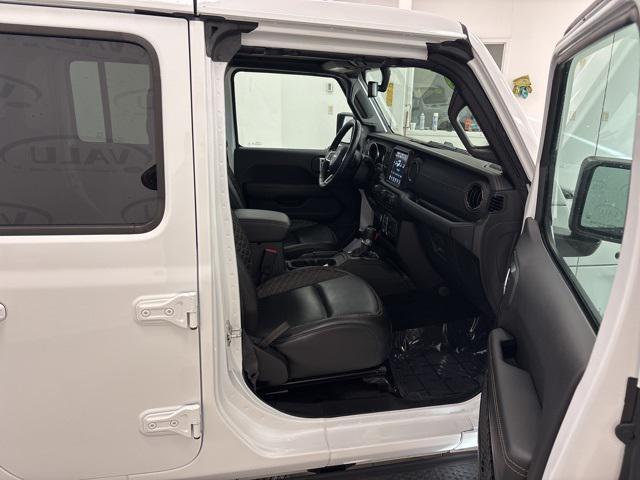used 2023 Jeep Gladiator car, priced at $38,386