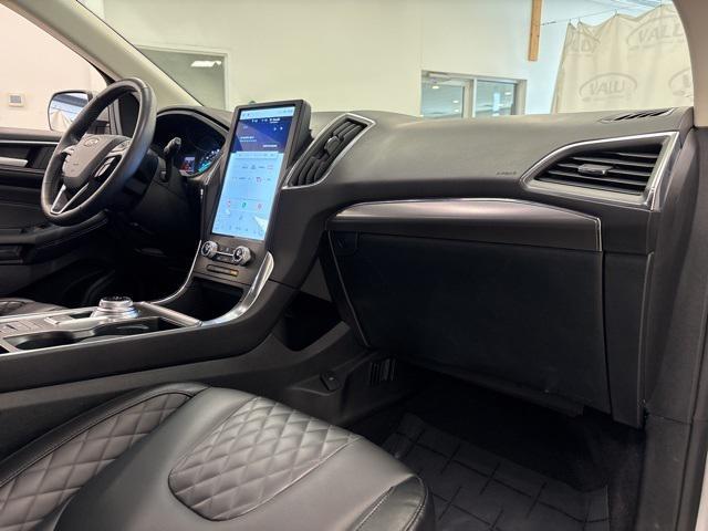 used 2024 Ford Edge car, priced at $30,976