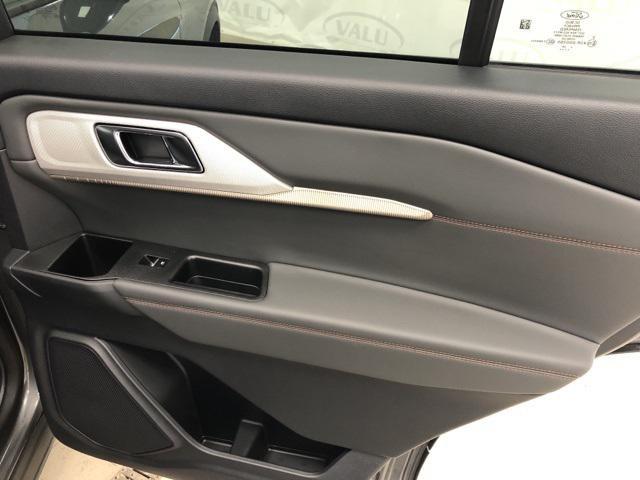 new 2025 Ford Explorer car, priced at $46,593