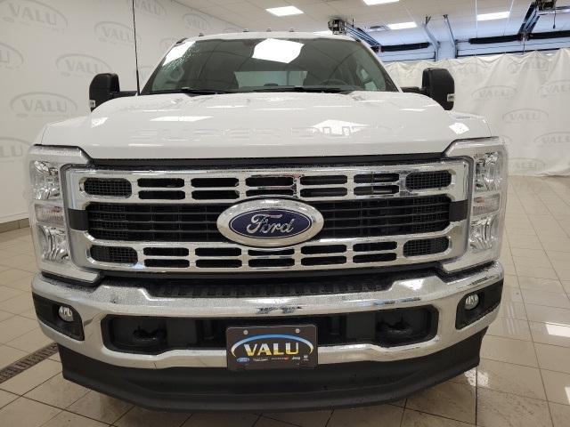 new 2025 Ford F-350 car, priced at $59,993