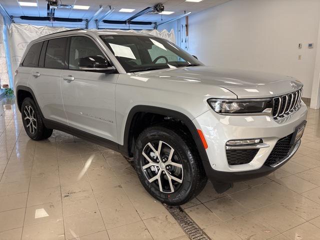 new 2025 Jeep Grand Cherokee car, priced at $48,835